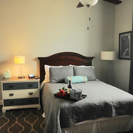 The Dilworth Inn Gonzales Екстериор снимка