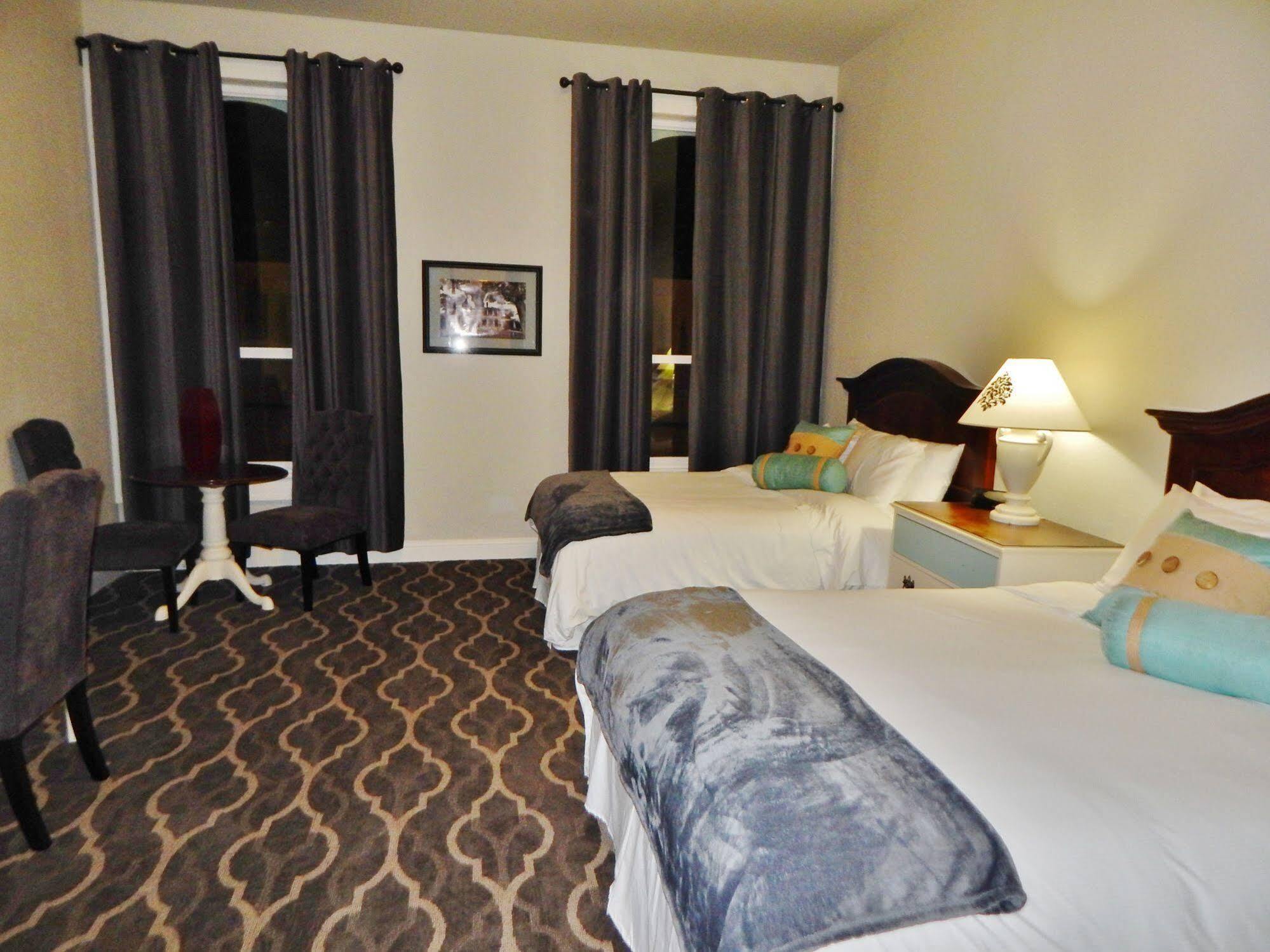 The Dilworth Inn Gonzales Екстериор снимка