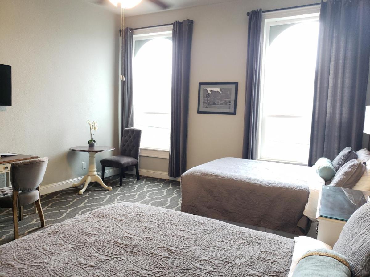The Dilworth Inn Gonzales Екстериор снимка